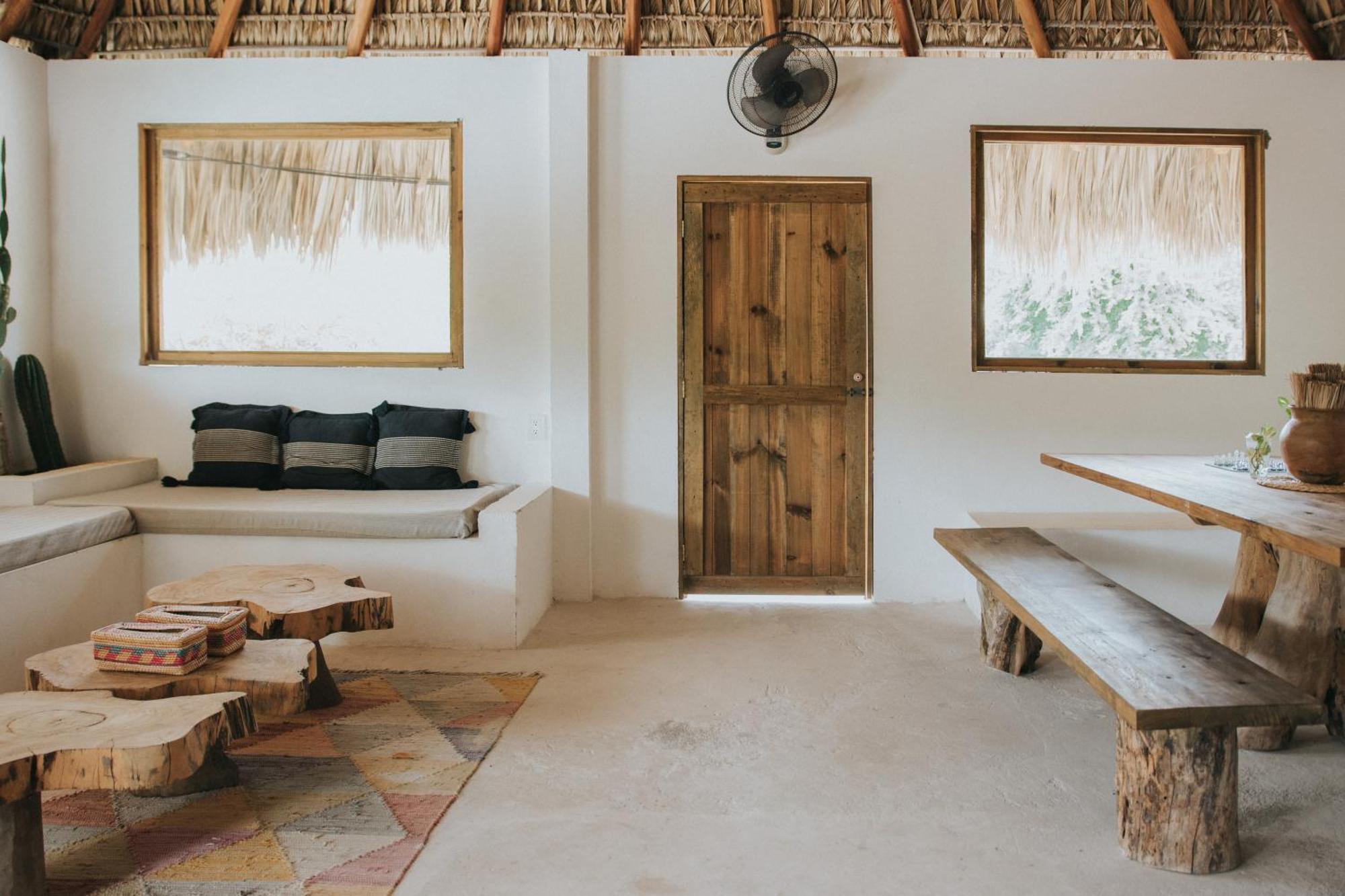 Отель Casa Leone La Punta Brisas de Zicatela Экстерьер фото