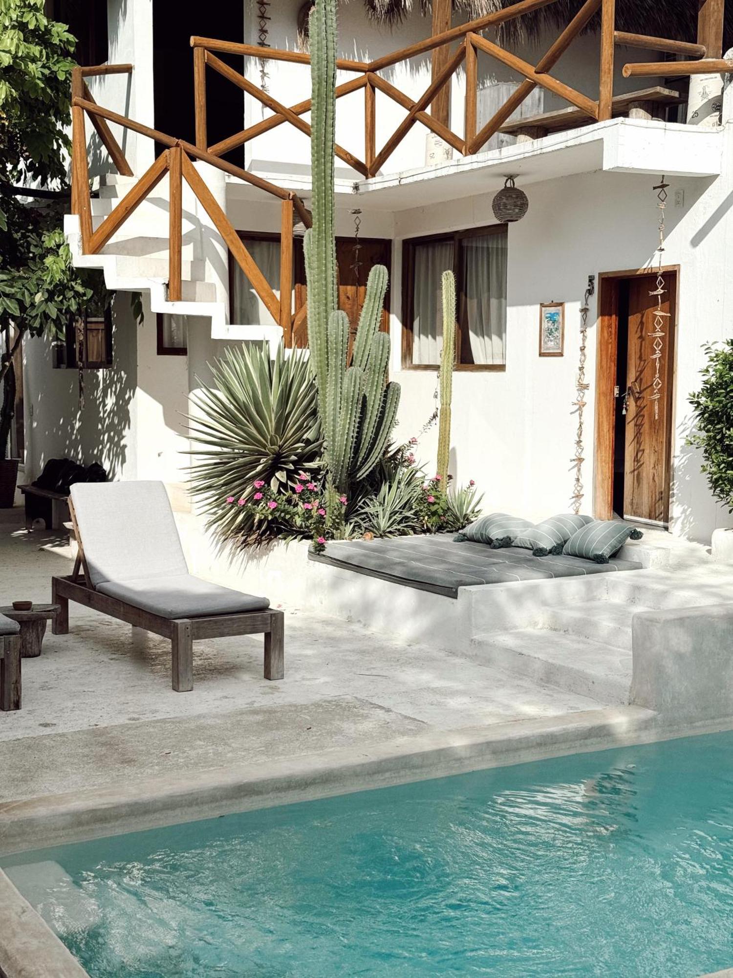 Отель Casa Leone La Punta Brisas de Zicatela Экстерьер фото