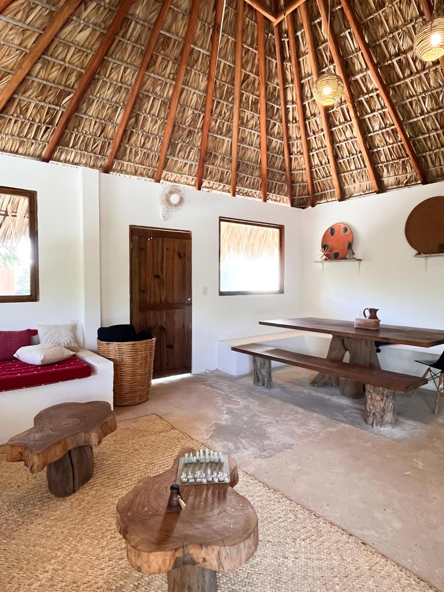 Отель Casa Leone La Punta Brisas de Zicatela Экстерьер фото