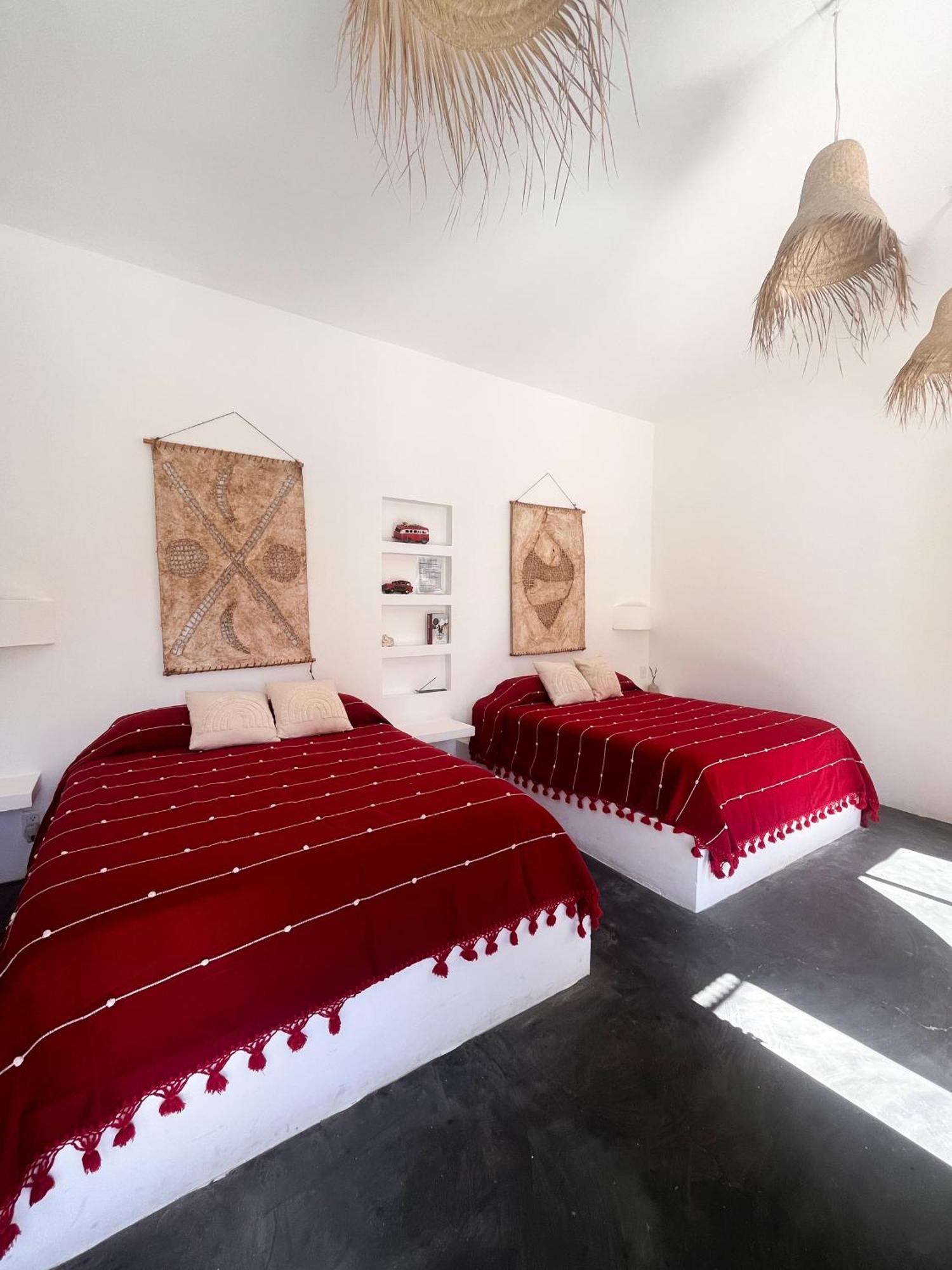 Отель Casa Leone La Punta Brisas de Zicatela Номер фото