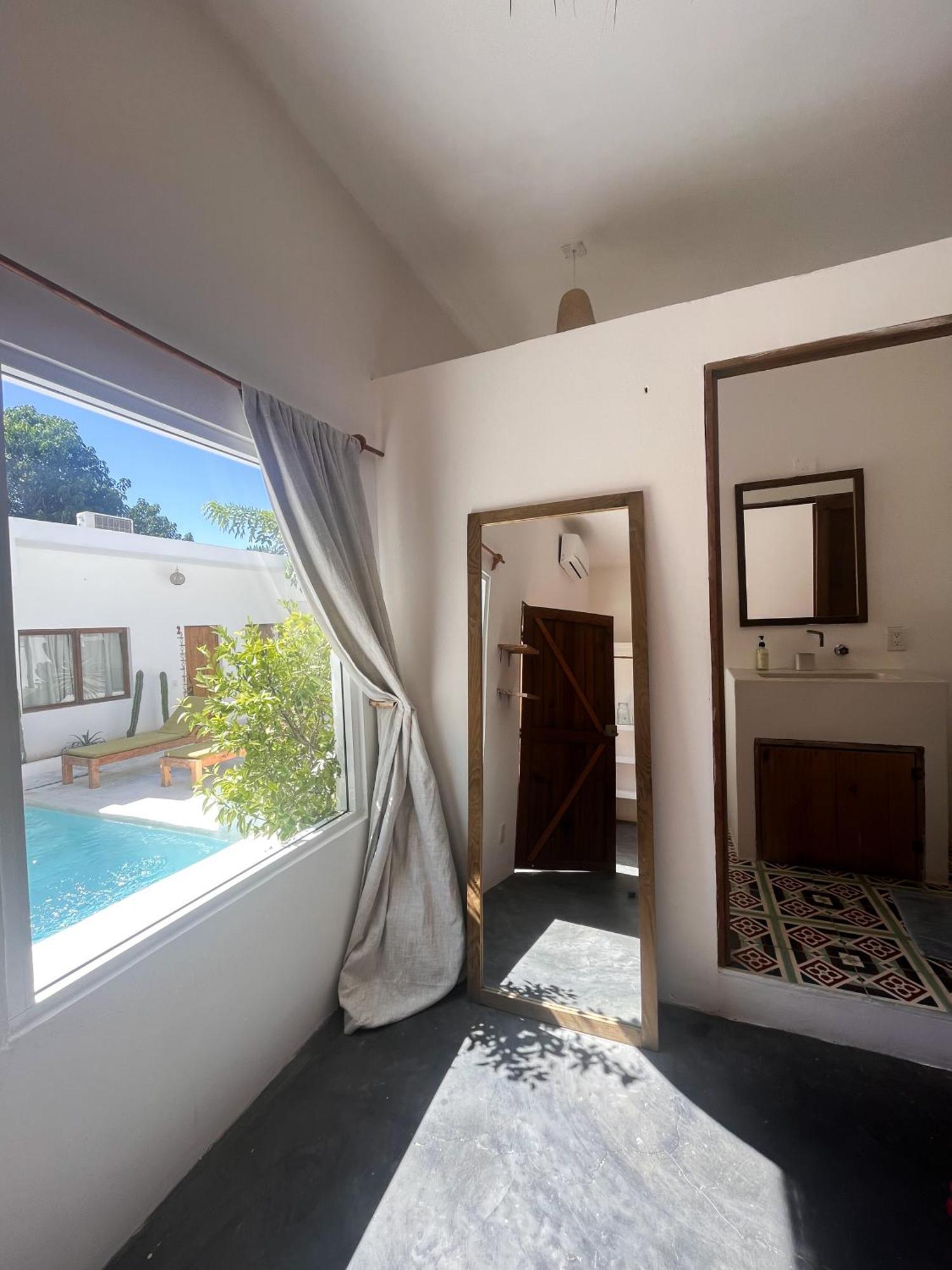 Отель Casa Leone La Punta Brisas de Zicatela Экстерьер фото